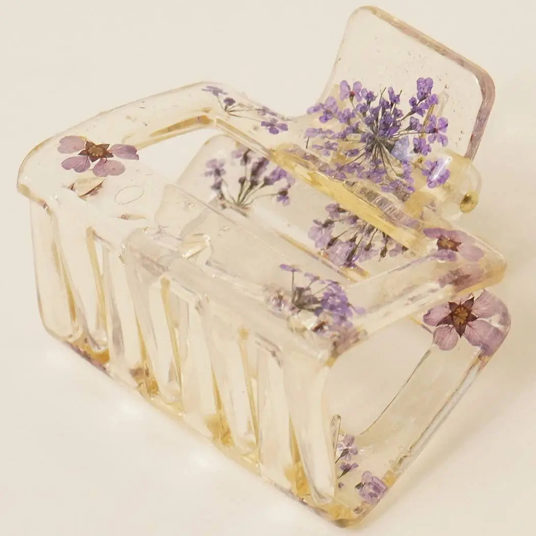 Shop Tiny Details Pressed Flower Square Transparent Hair Claw