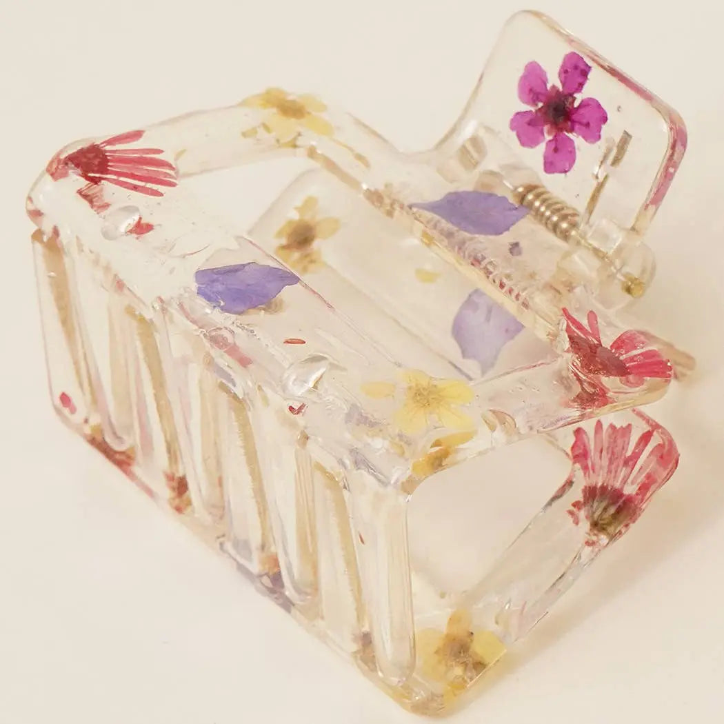 Shop Tiny Details Pressed Flower Square Transparent Hair Claw
