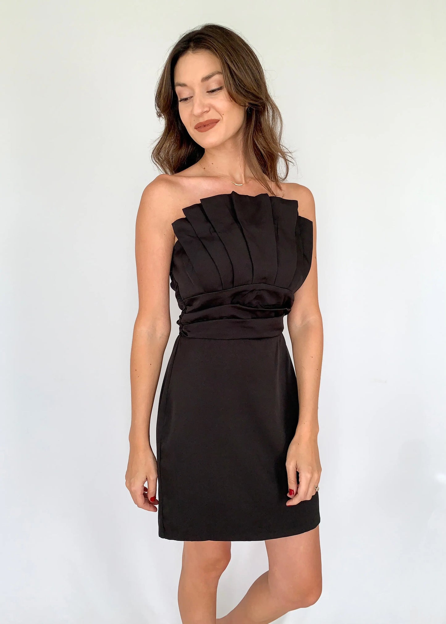 The Tiny Details Strapless Black Pleated Top Detail Dress